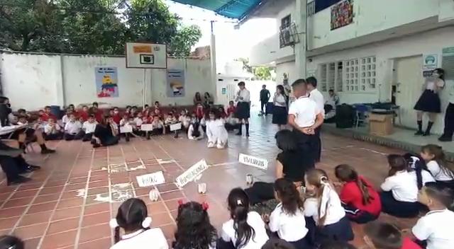 Obra de teatro | Basta de bullying Colegio Padre Rafael García Herreros